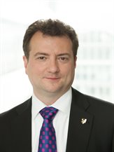 Ian Thompson