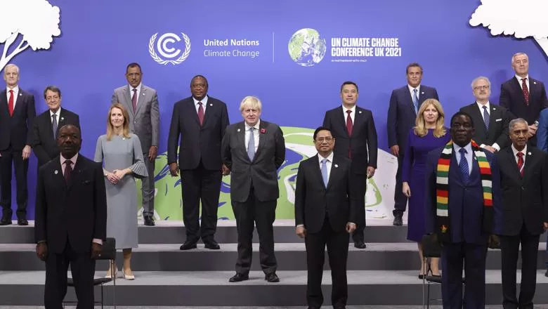 Boris Johnson at COP26 with world leaders