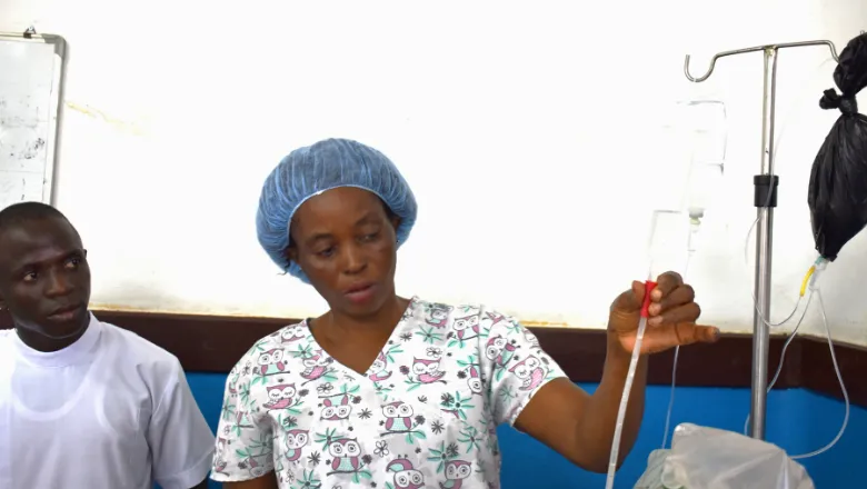Healthworkers and drip Stroke Unit Sierra Leone