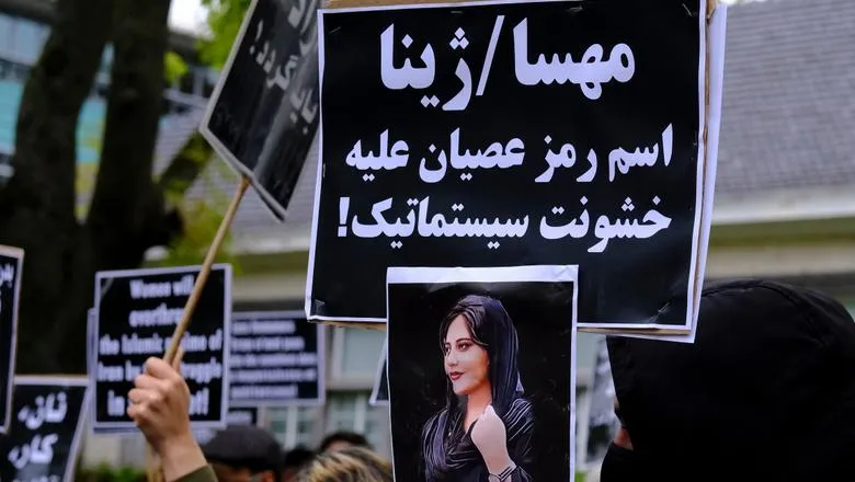 Iran protest for Mahsa Amini