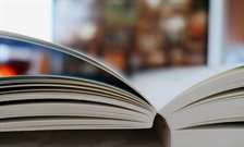 Professor David Gradwell wins best Medicine textbook at BMA awards