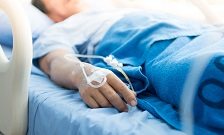 Majority of cancer drugs enter market without evidence of survival or life quality benefit