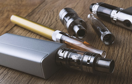 E-cigarette-use-plateaus-among-British-smokers-430x275