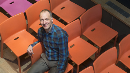 Dr Ian McFadzean, Dean of Bioscience Education