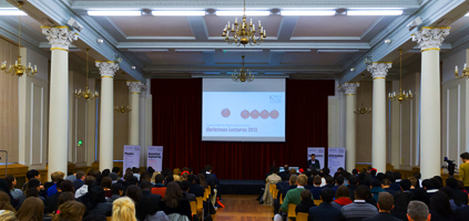 audience3-xmas-lectures-423x200