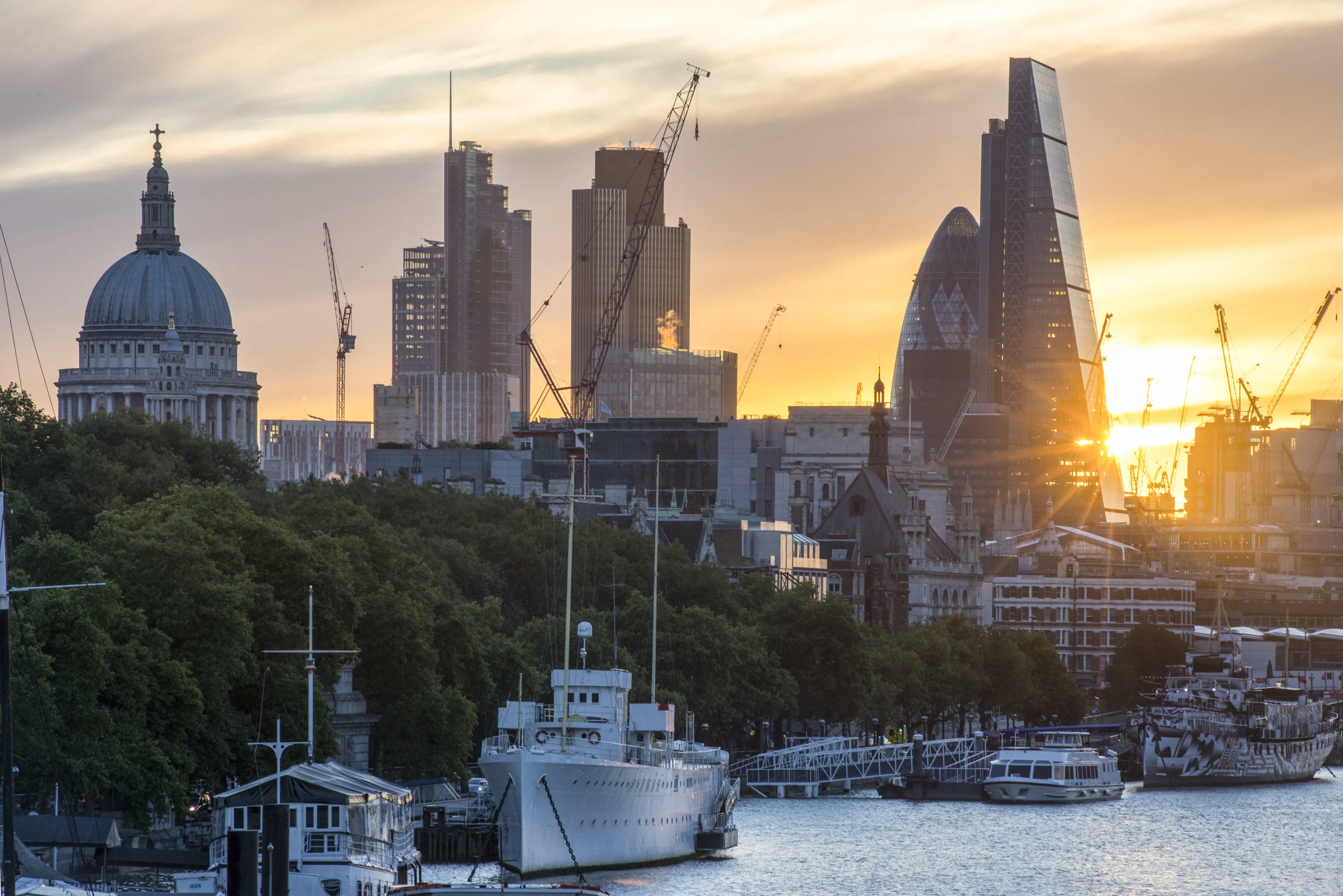 LONDON SKYLINE