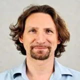 Professor Roberto Steiner