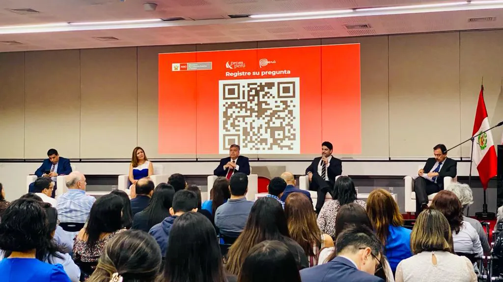Jonathan on a panel discussing British market opportunities for Peruvian companies