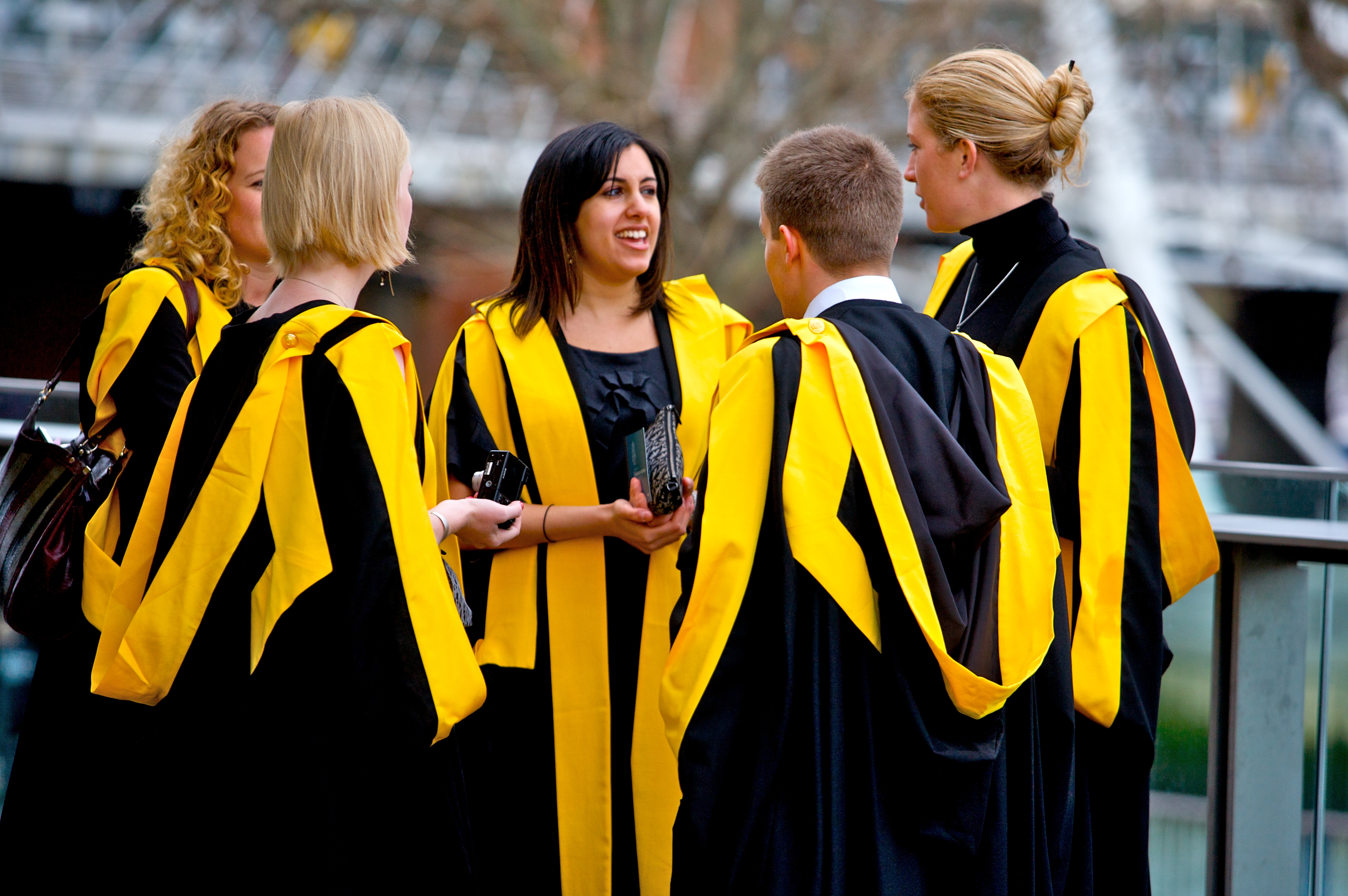 Academic Hub  Graduation Services  Ede  Ravenscroft