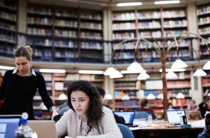 maughan-library-students