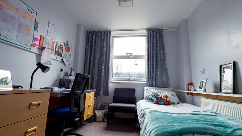 Wolfson House bedroom