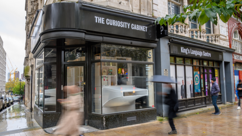 The Curiosity Cabinet shopfront