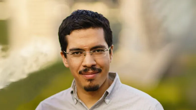 Miguel Escobar Varela is Associate Professor at the department of English, Linguistics, and Theatre Studies (ELTS) and deputy director of the Centre for Computational Social Science and Humanities (CSSH) at the National University of Singapore.