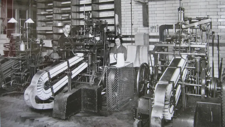 blythe house envelope factory 780x440 (wikicommons)