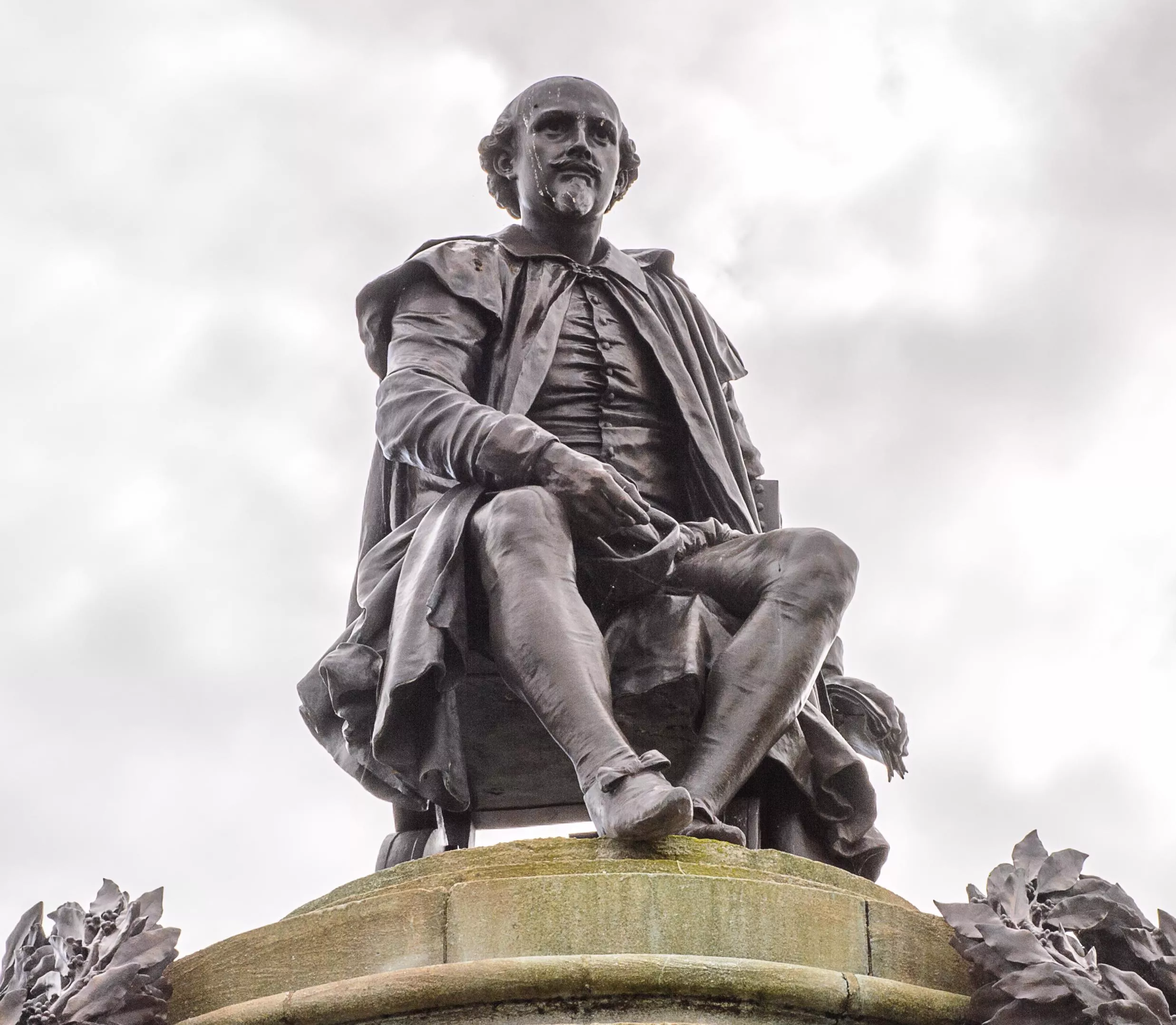 The photo shows William Shakespeare statue in Stratford Upon Avon