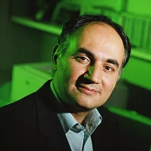 Professor Reza Rezavi