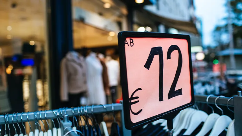 780 Fast Fashion