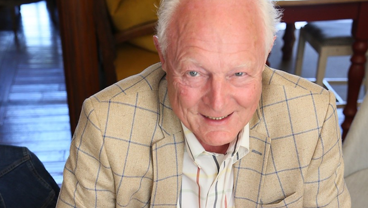 Dentistry alumnus honoured Emeritus Professor John Dudley Langdon at special tribute event