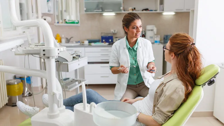 dentist consult patient