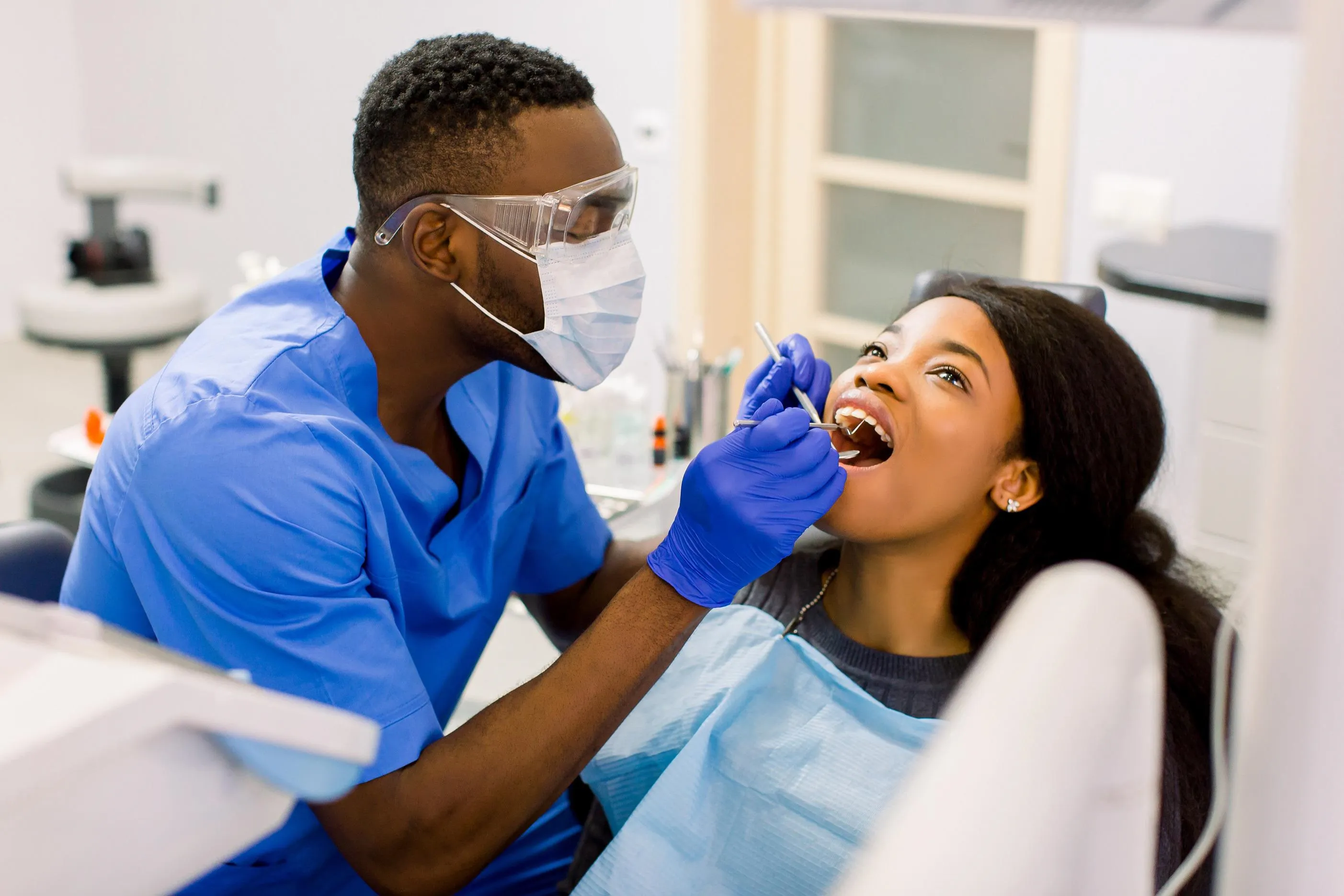 MODE study- dentist shutterstock_1145601335