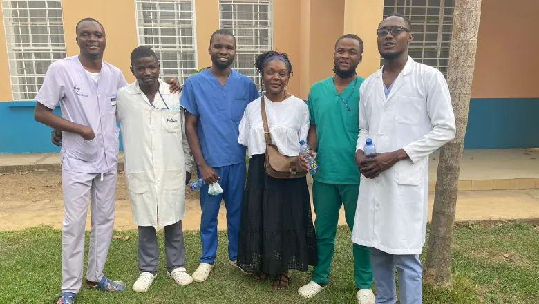 KGHP volunteer Natasha Makengo with DRC surgical team_780x440