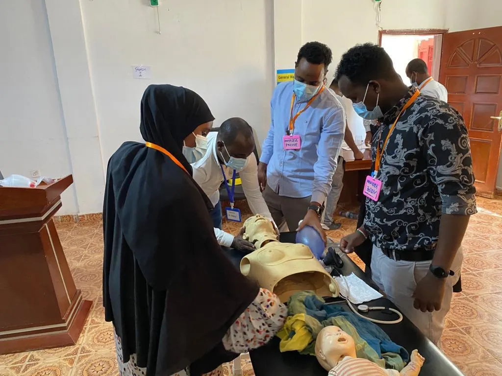 Training healthworkers in trauma and emergency care Somaliland