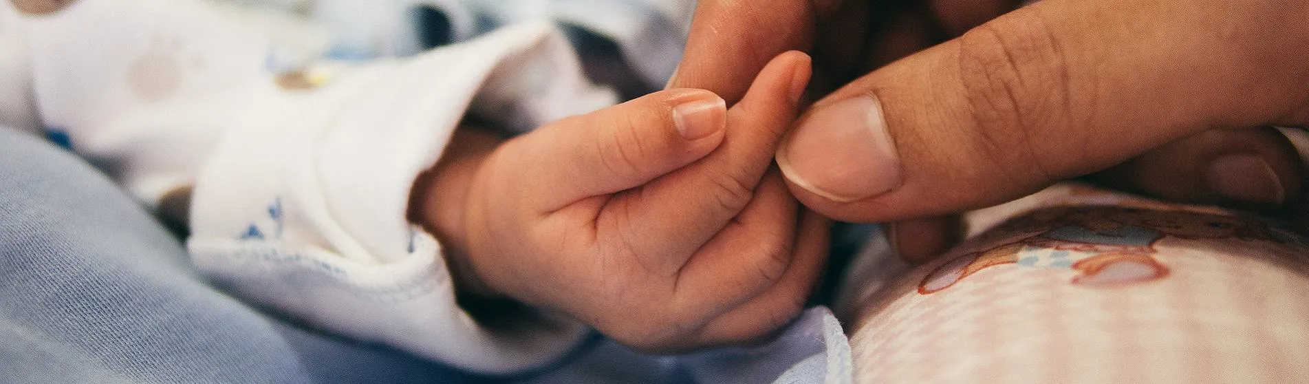 mother and child hands