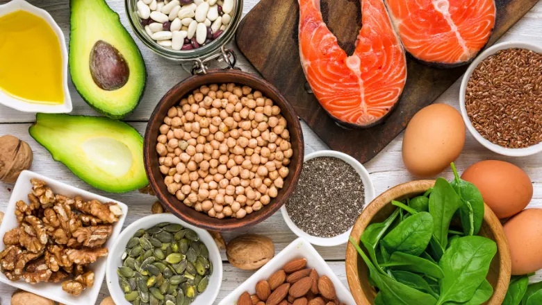 An array of nutritious foods beneficial for iron levels