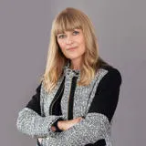 Tracey  Mitchell