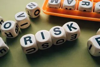 risk-1945683_1920