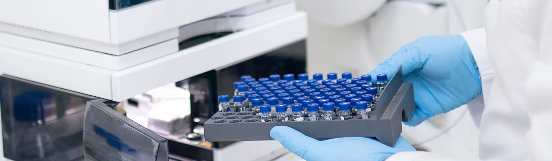 lc-mass spec pic2 1903x558