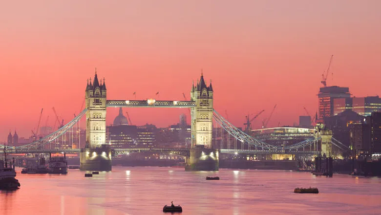 NEV-hero-London-Thames-Sunset-panorama