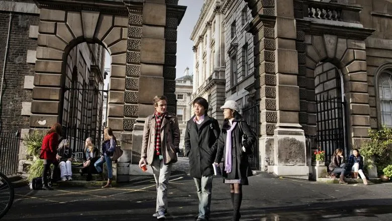 Free Course: Foundations of Portuguese for Global Communication from King's College London