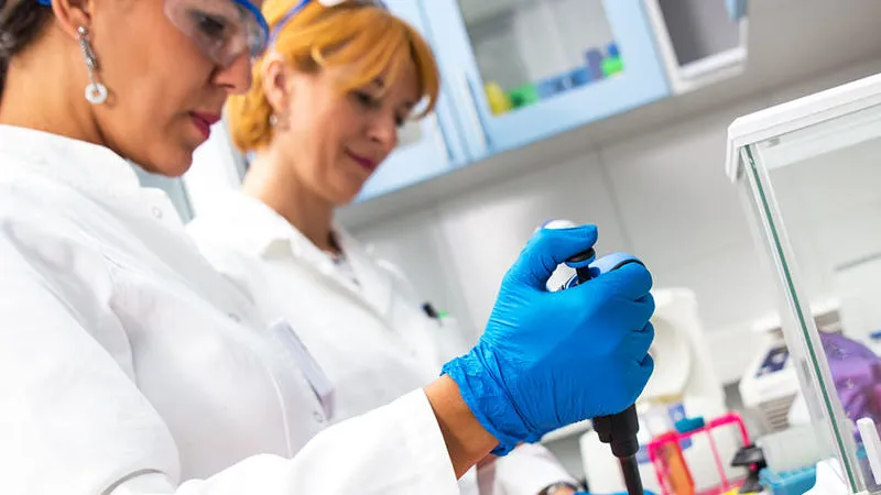 researchers-laboratory-hero