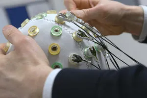 A device with wires and nodes coming off it