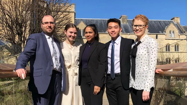 The King's Oxford IP Law Moot 2022 coaches and team at Oxford University