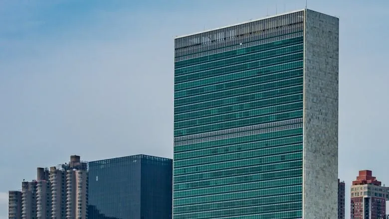 United Nations New York crop the-blowup-K6fYXynxZYY-unsplash