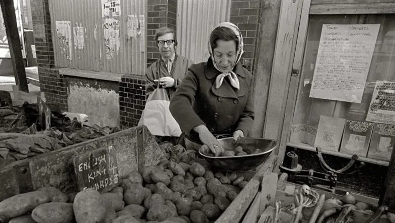 Mrs Smith's apples and Jack's potatoes: Fruit and Veg at Watney