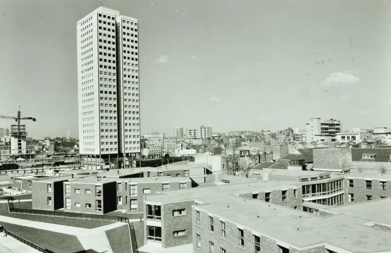 Watney-Street-Market-aerial-view-1969-LMA-768x568