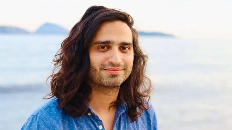 Headshot photo of Dr Julian Sahasrabudhe