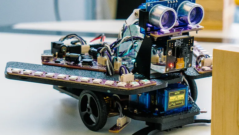 Engineering robot article