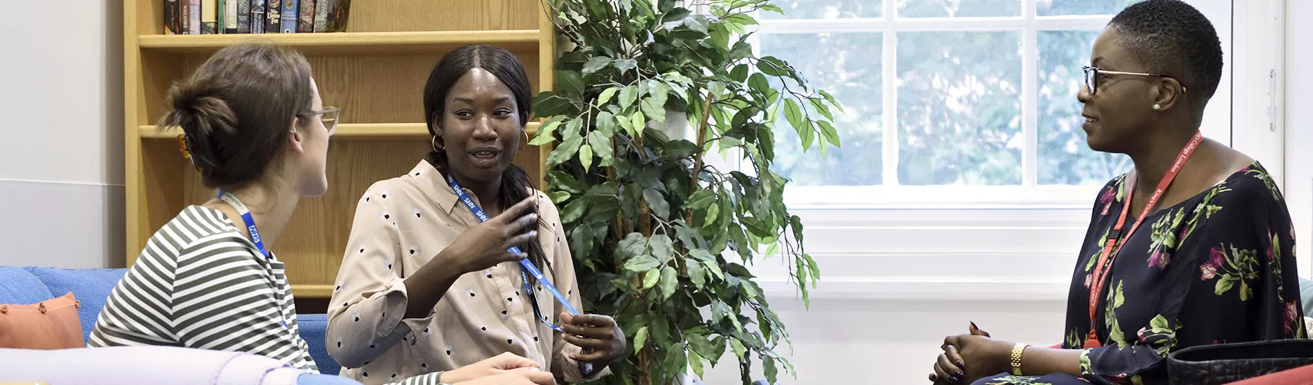 Mental health students with tutor in the simulation centre