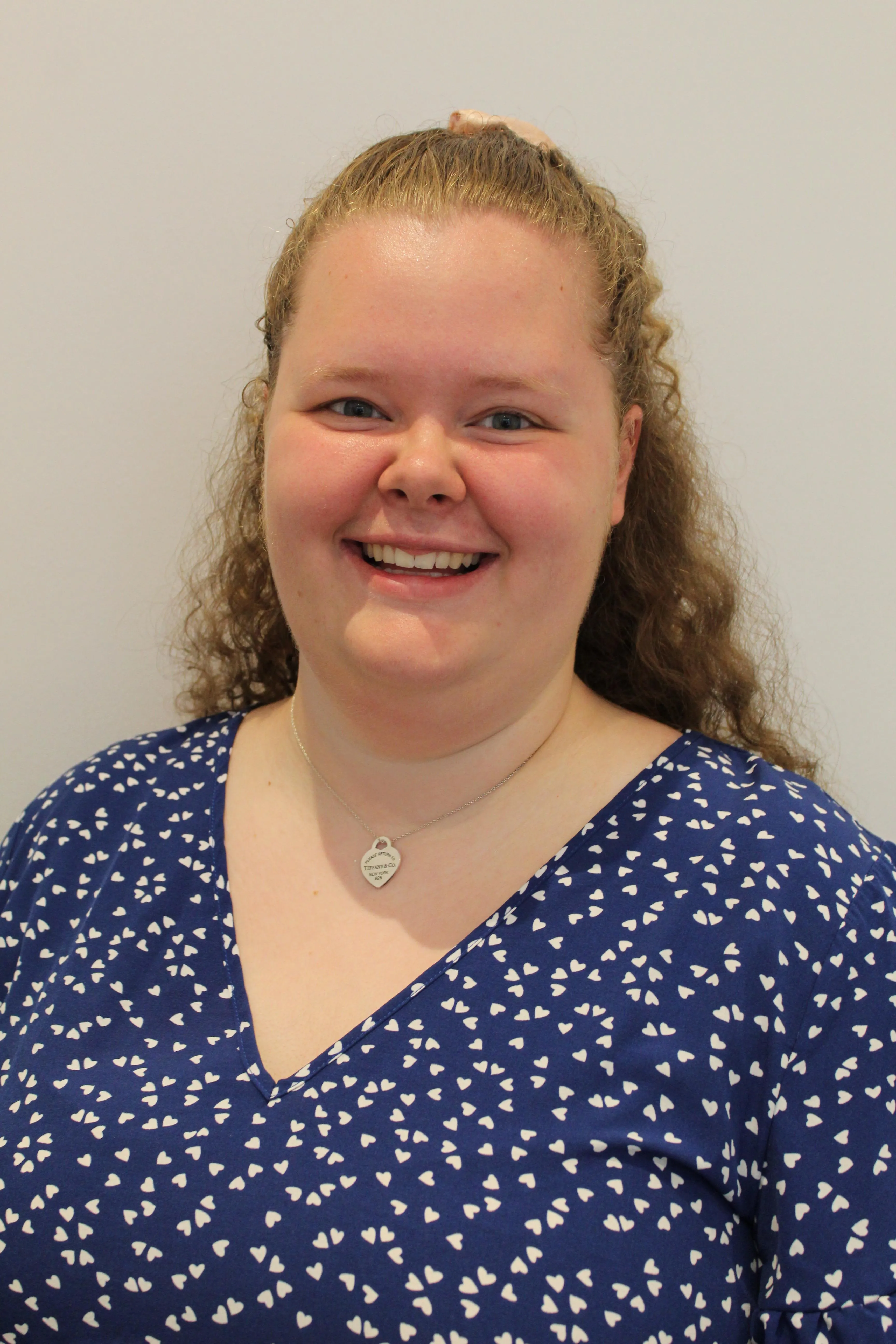 Ellie Muzzlewhite - Bio Photo