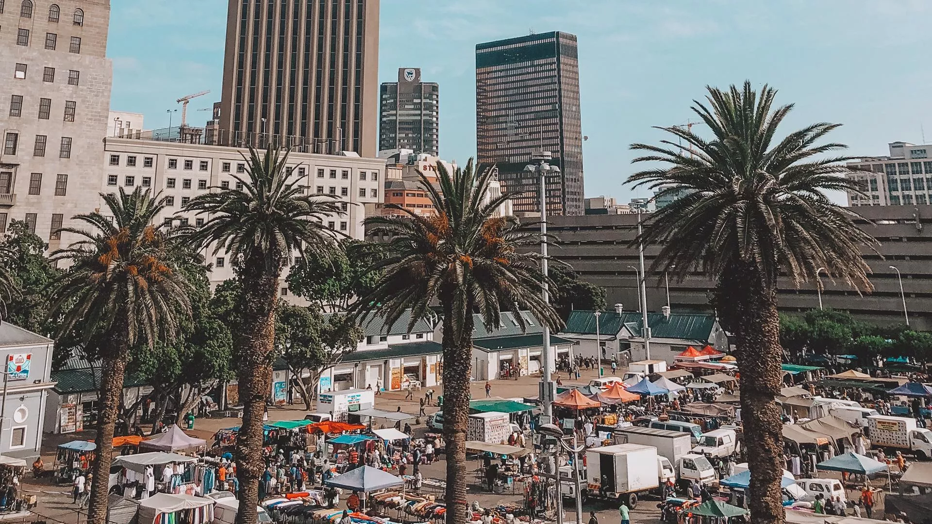 Market in Cape Town, South Africa. Photo by Ian Badenhorst on Unsplash