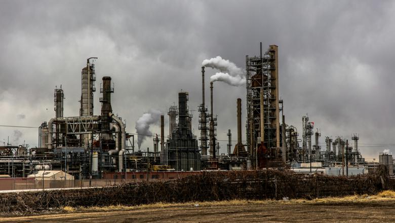 Oil refinery - by patrick-hendry-on-unsplash