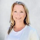 Siri  Strand