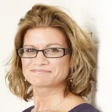 Dr Deborah  Bruce