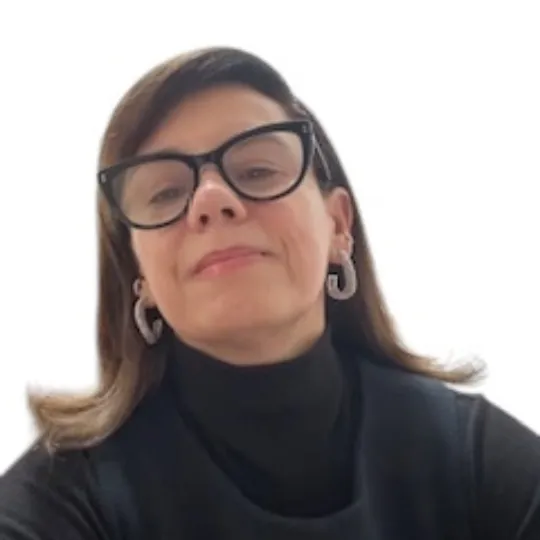 Claudia Fragoso De Oliveira Sarmento