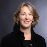 Ms Suzanne Raine