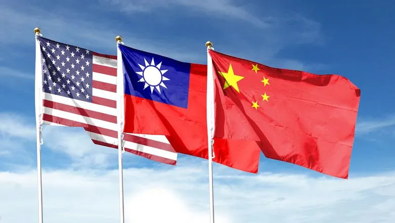 US, Taiwan and China flags